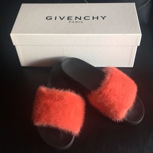 Givenchy slides with coral fur, NWT